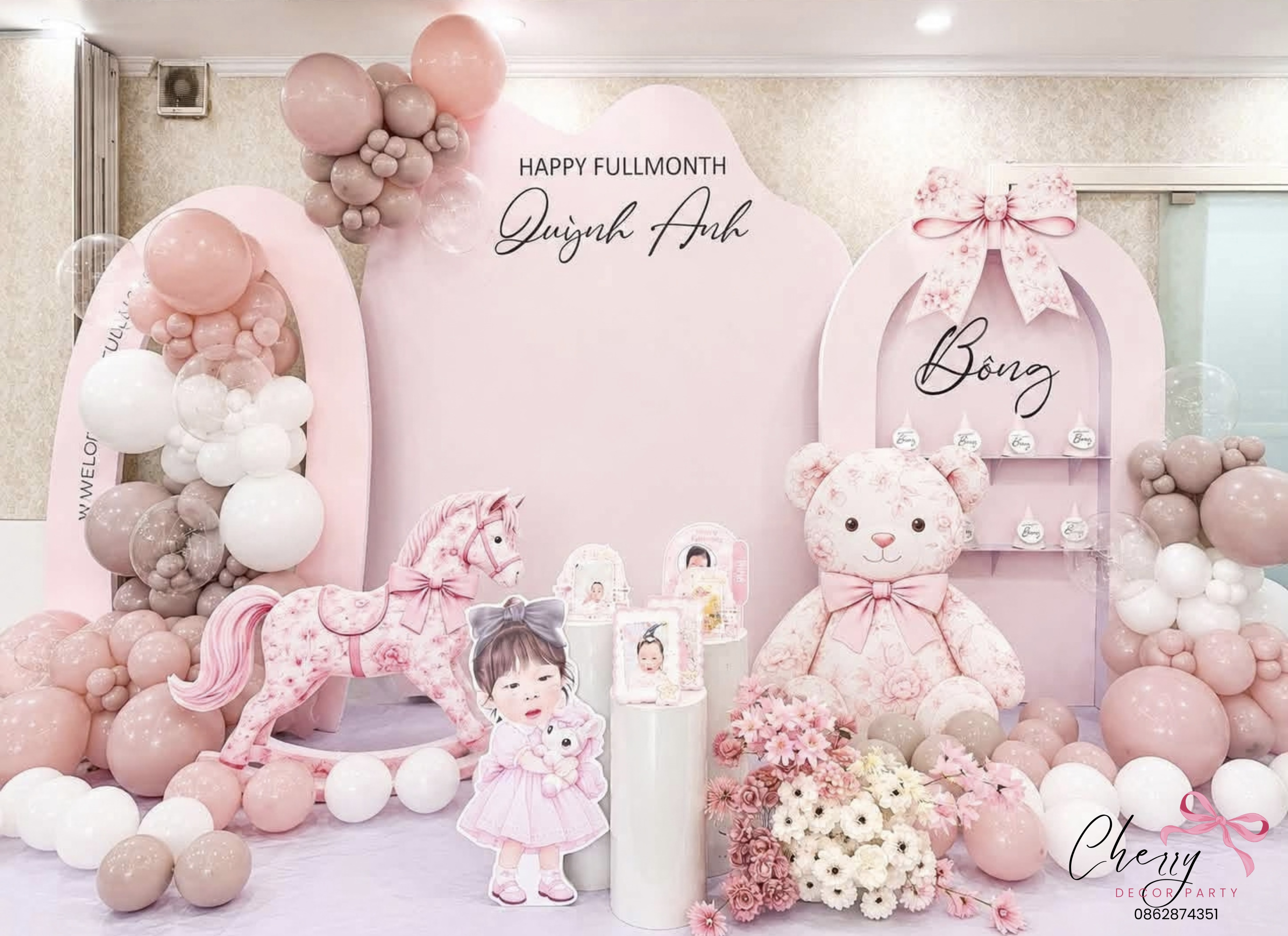 Mẫu trang trí tone hồng bé gái