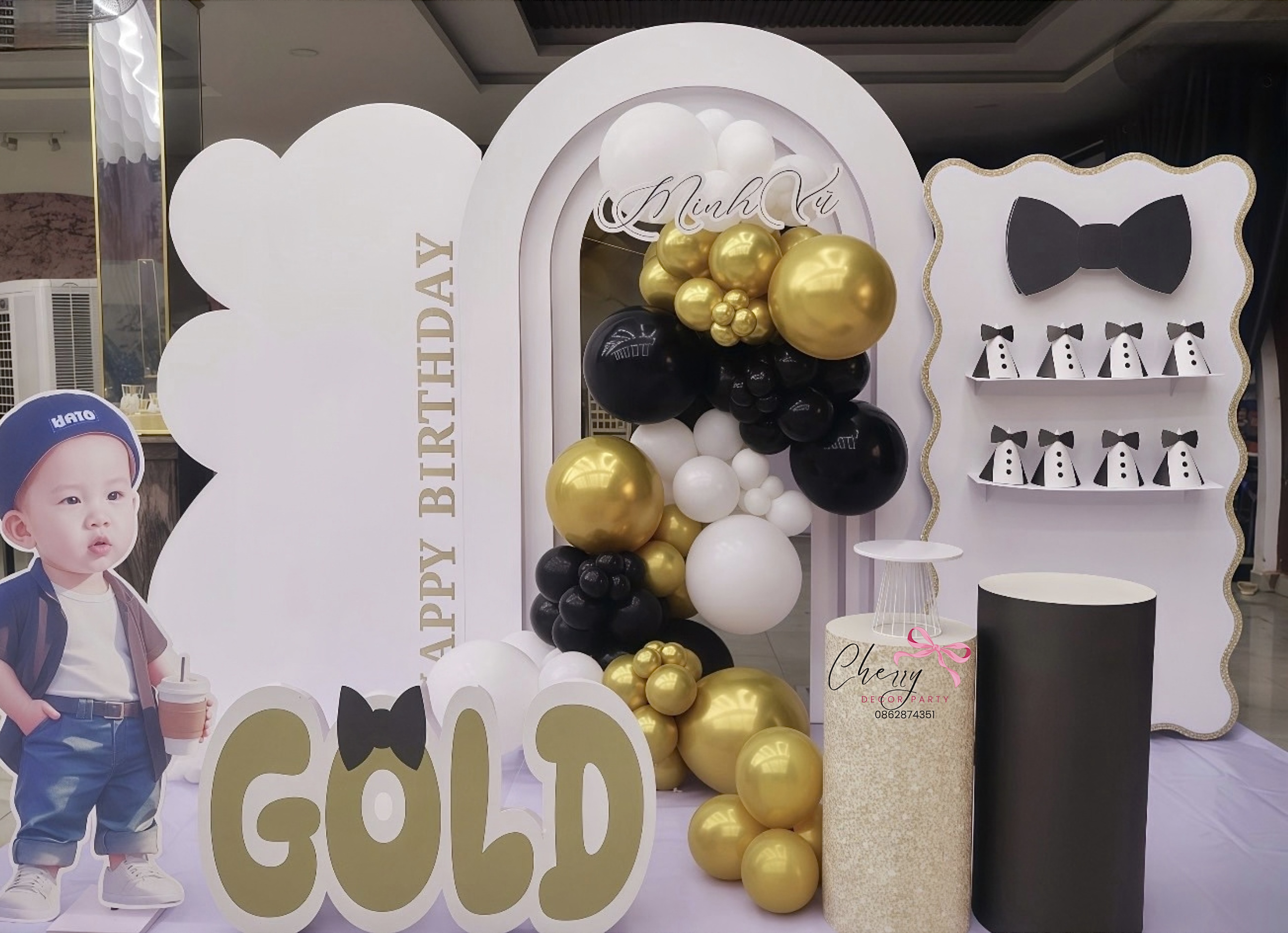 Mẫu trang trí sinh nhật tuxedo bé trai — ảnh 3